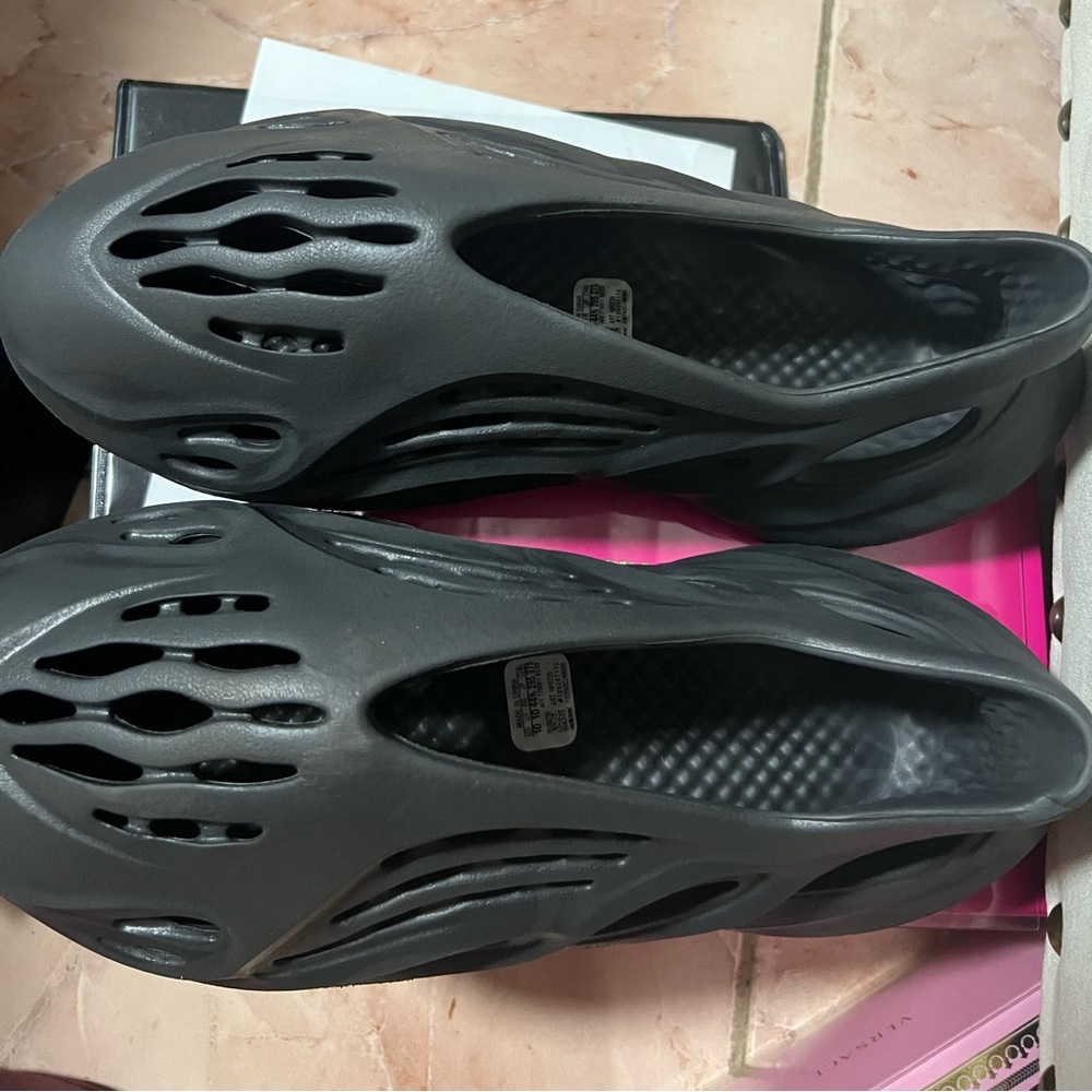 Foam runner,black size US10